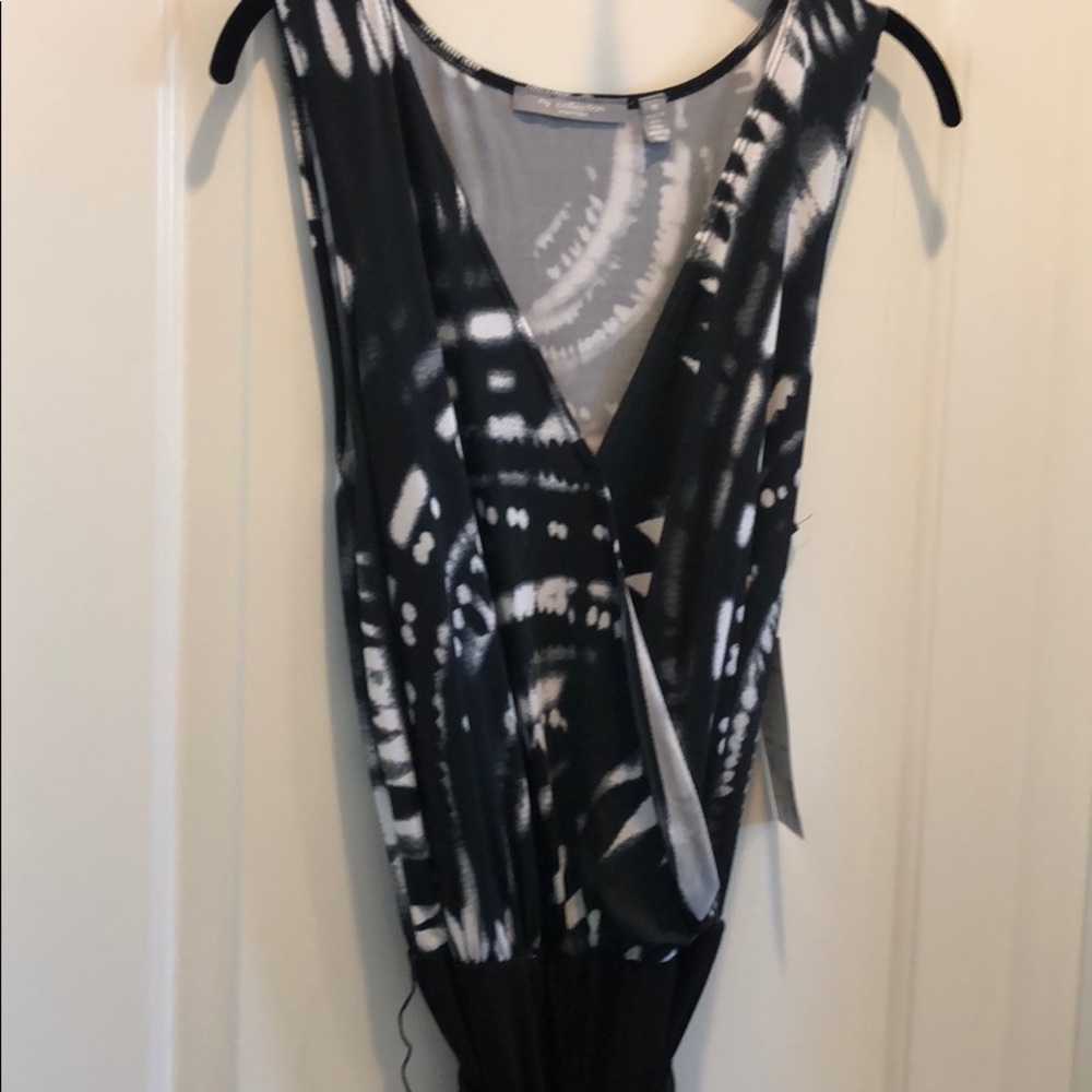 🆕ny collection black/white sleeveless bodice/ bla